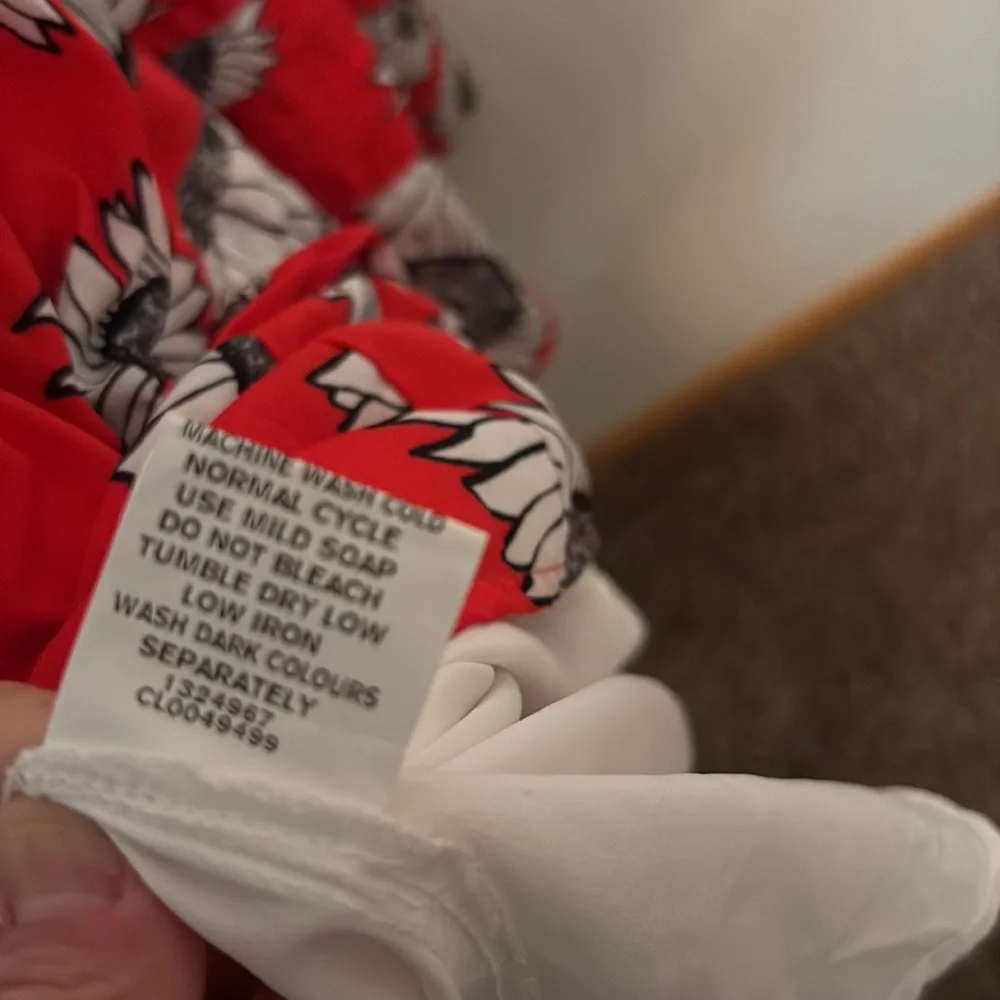 EShakti women’s dress Sz 10 Red, Black & White Sunflowers 🌻 smocked waist NWOT - Picture 9 of 10